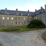 280px-Château_des_Salles_à_Guingamp